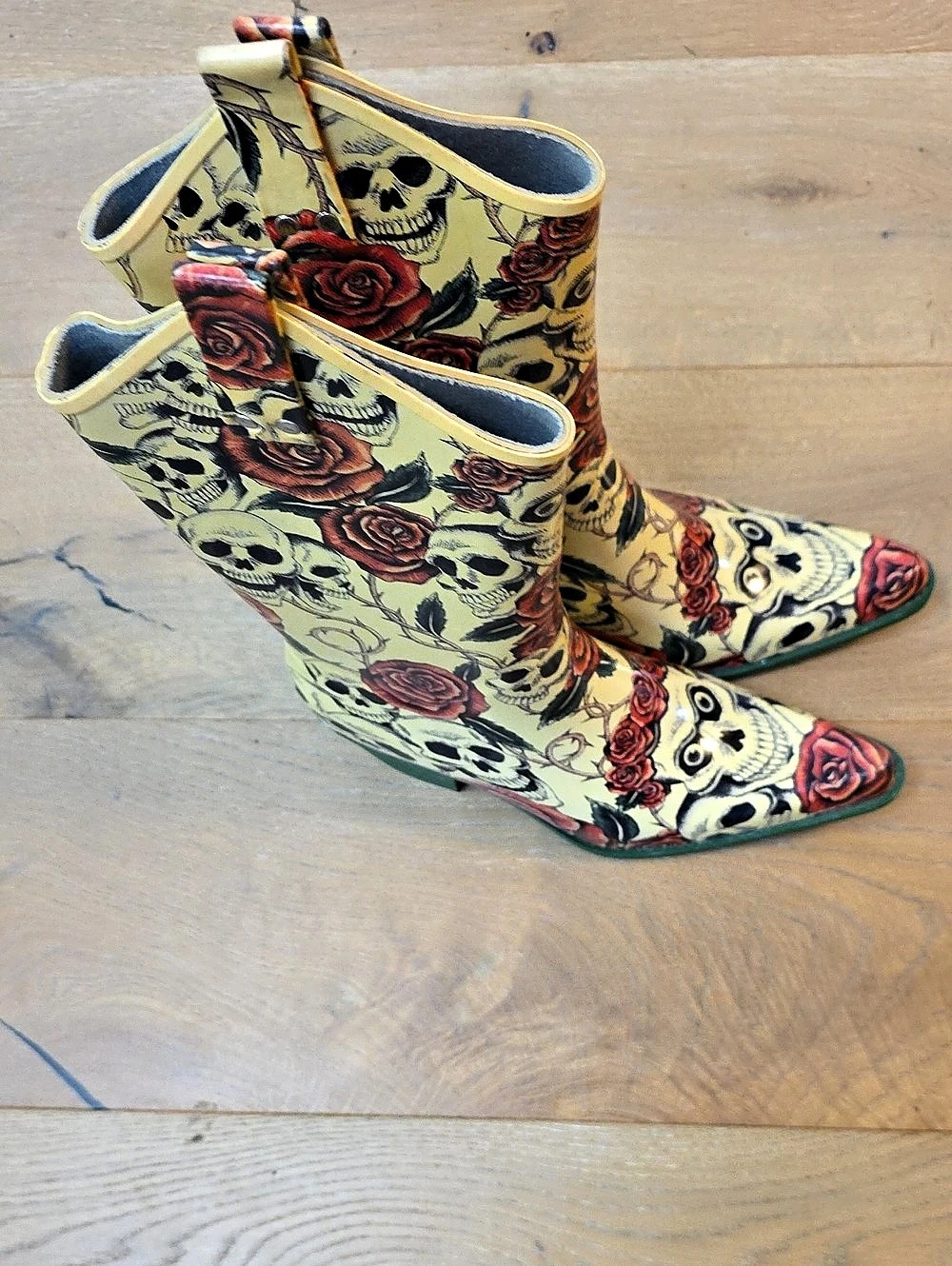 Nomad Western Style Yippy Natural Rose Skull Rain Boots